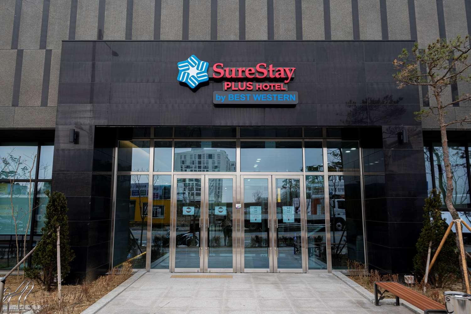 Surestay Plus Hotel By Best Western อาซัน ภายนอก รูปภาพ