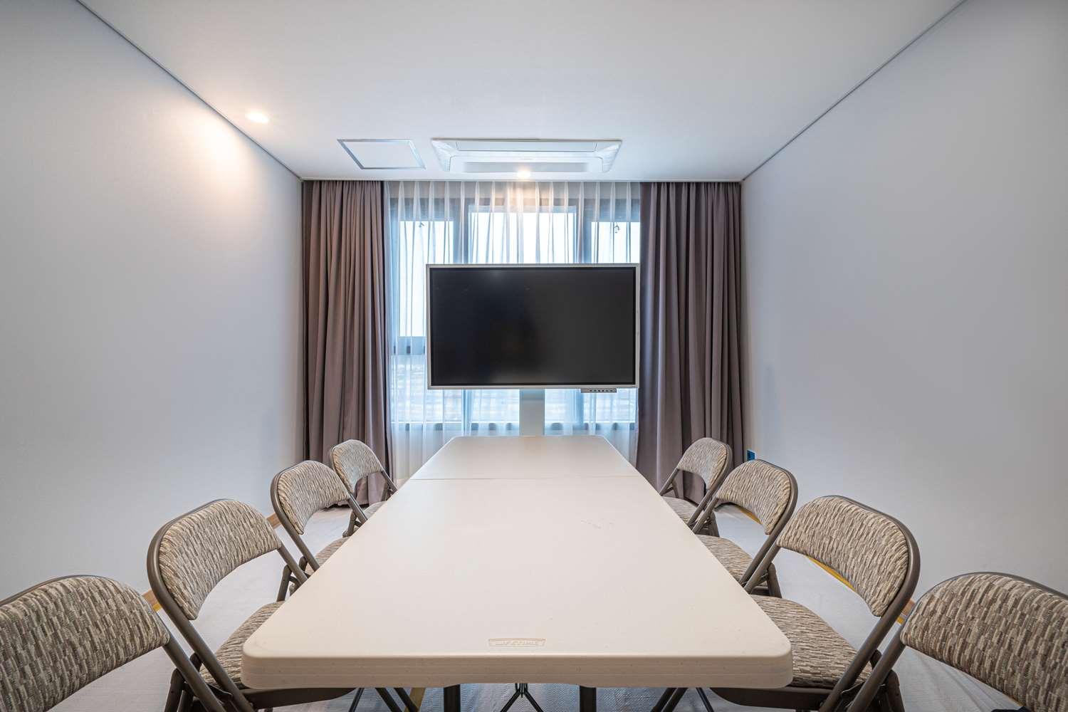 Surestay Plus Hotel By Best Western อาซัน ภายนอก รูปภาพ