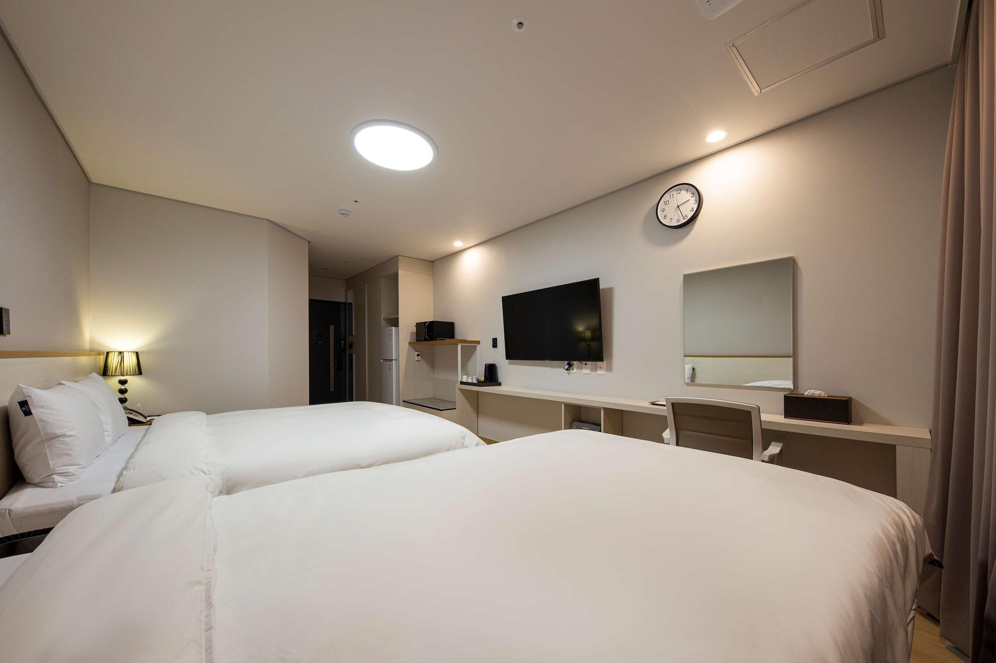 Surestay Plus Hotel By Best Western อาซัน ภายนอก รูปภาพ